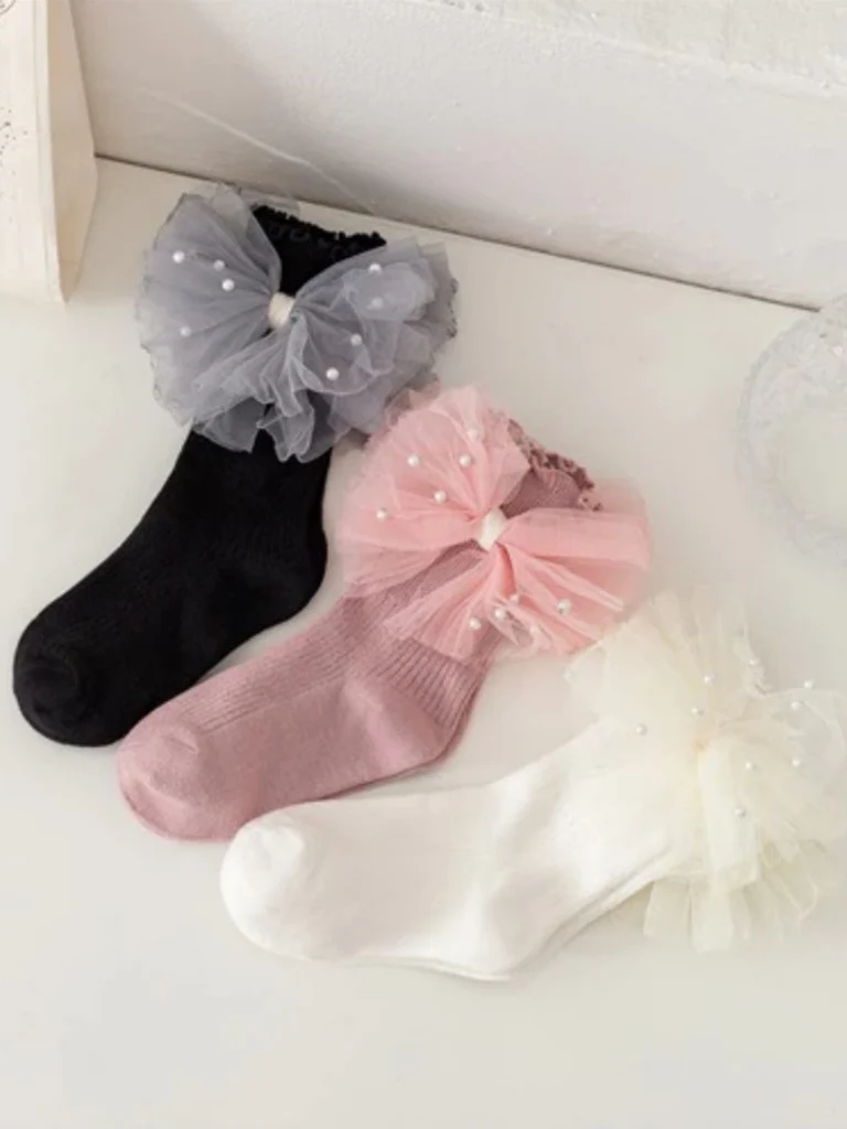 Princess Pearl Socks।