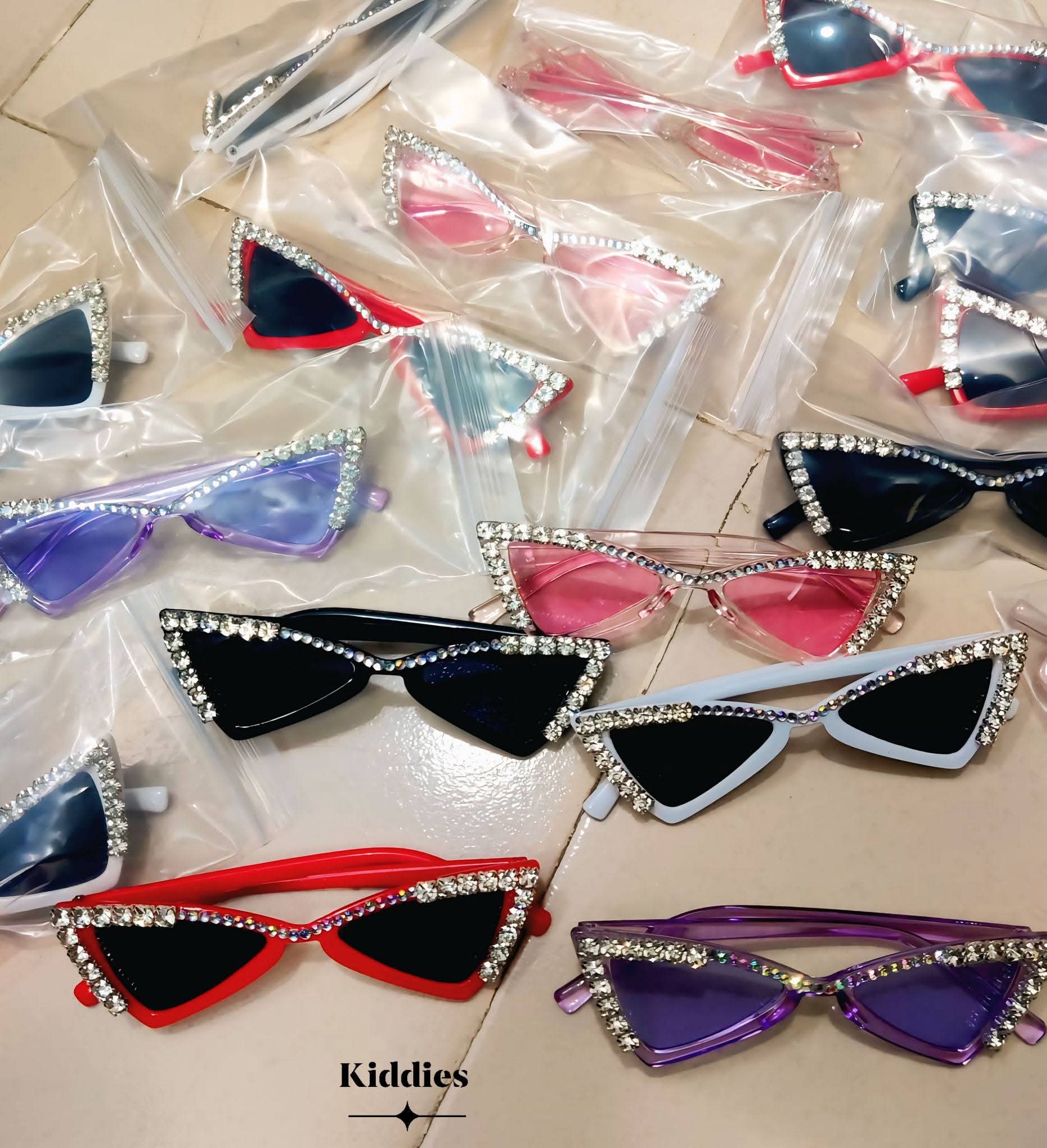 Triangle Frame Diamond Sunglasses..