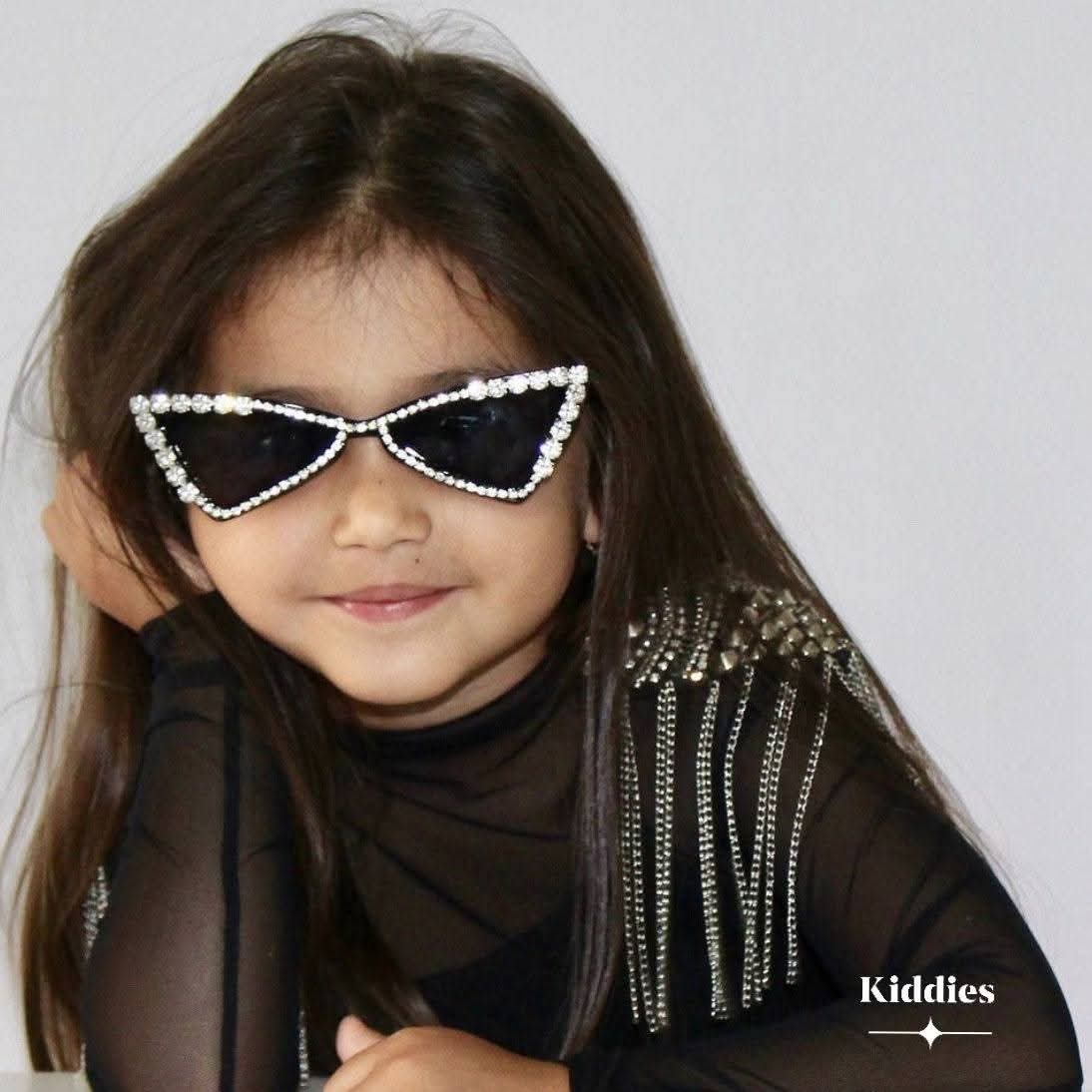 Triangle Frame Diamond Sunglasses..
