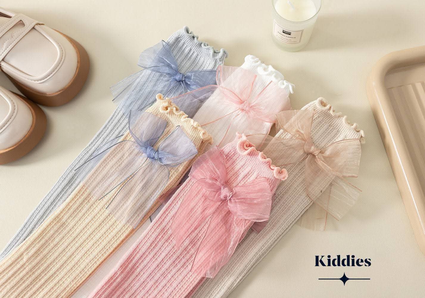 Softy bow long socks