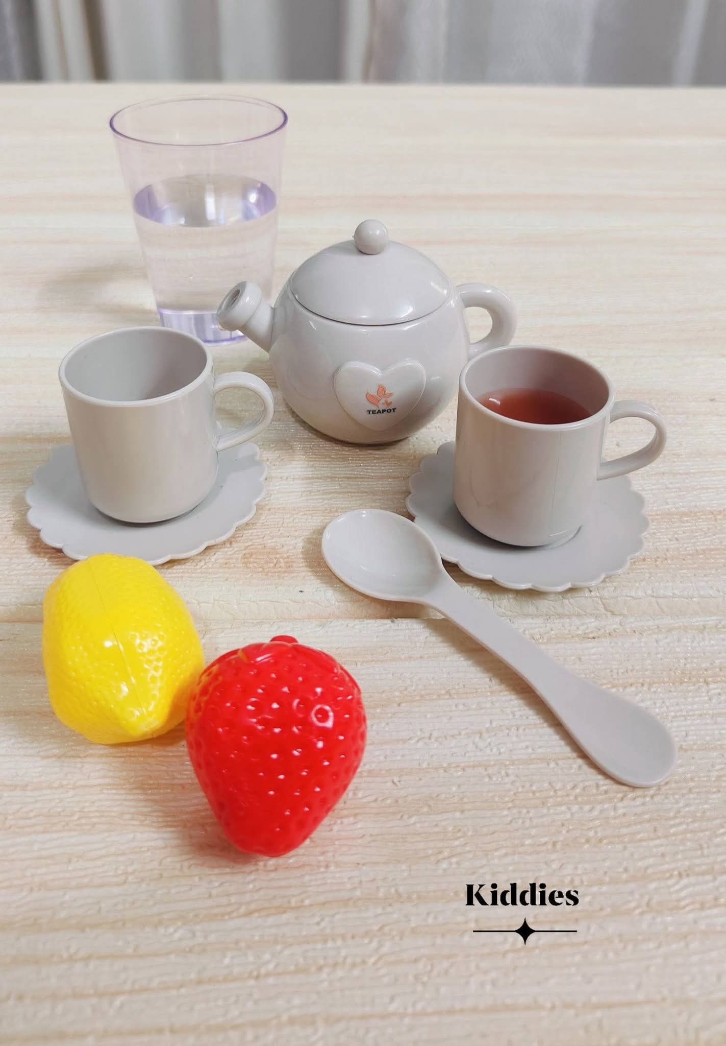 Realistic Appliance set.