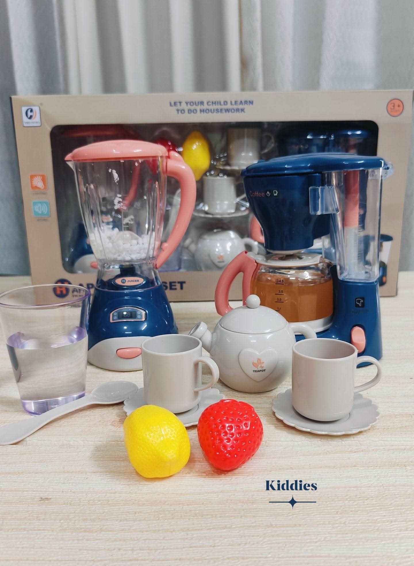 Realistic Appliance set.