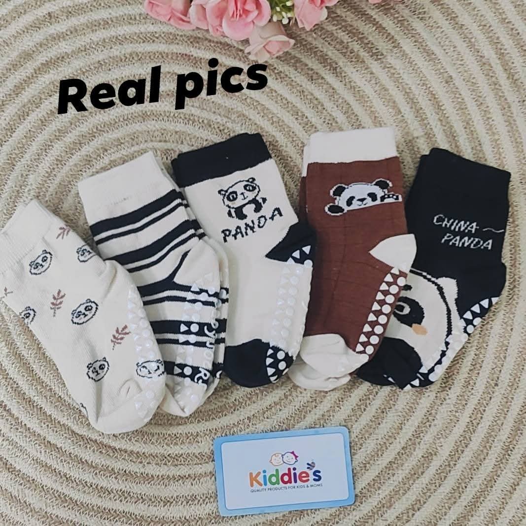 Cute Panda Design socks set 5 pair set with Anti slip